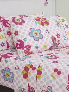 Floral Butterfly Pink Kids Sheet Set Full/Queen